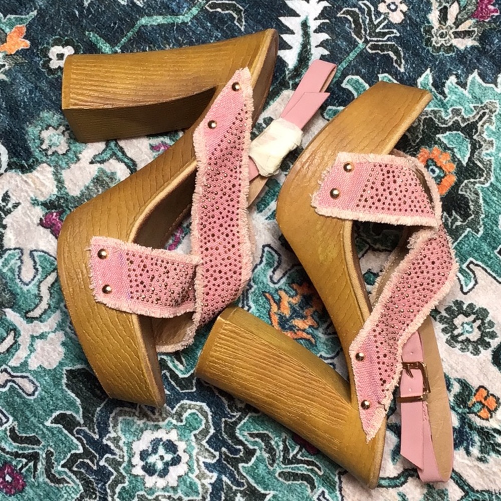 🆕 Forever ‘Amazing 22’ Pink Rhinestone Denim Platform Heel Sandals Sz.10 NWOT - Picture 8 of 11